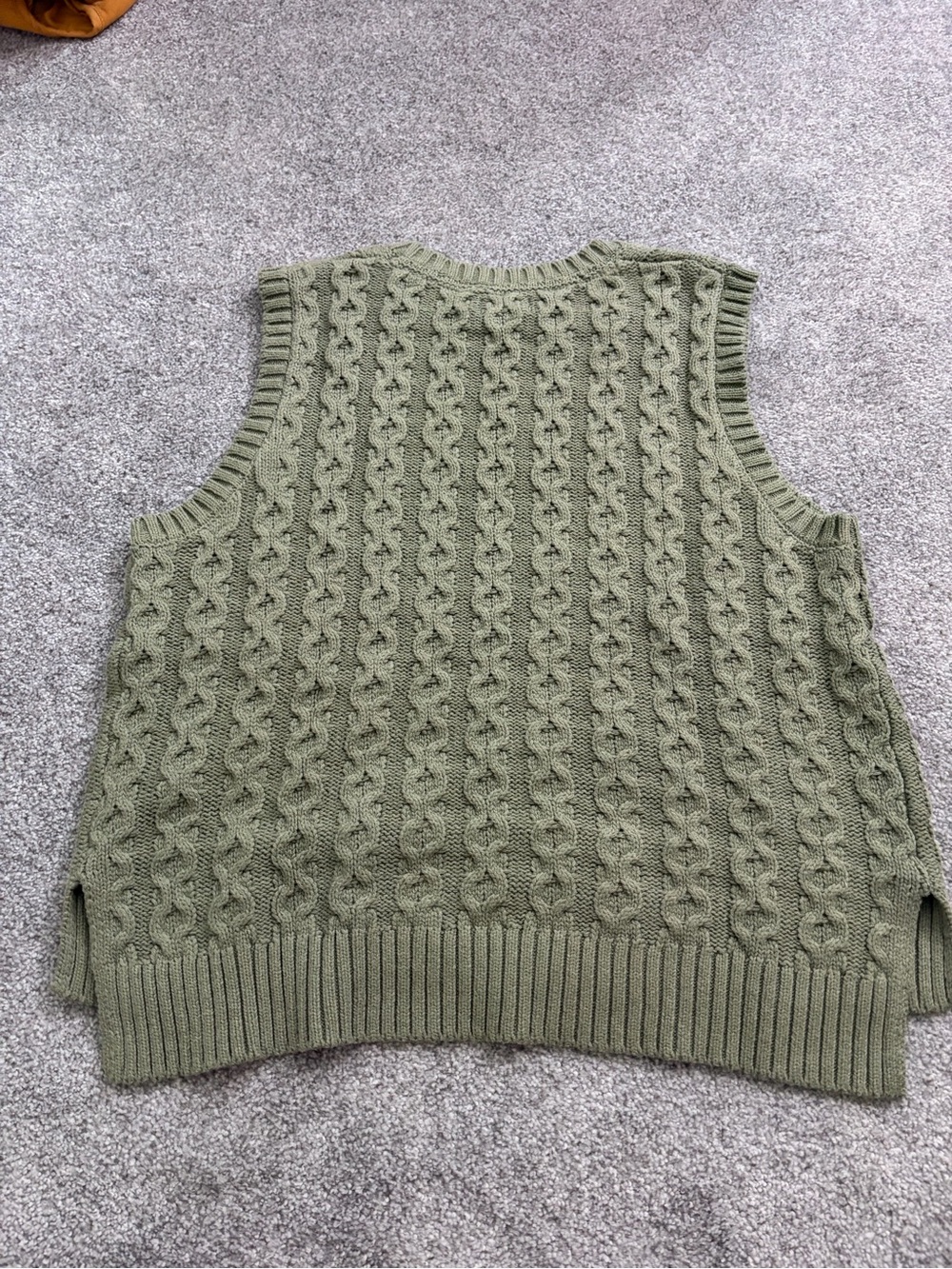 Nicole Miller Olive Green Cable Knit Tank Sweater - Picture 3 of 3